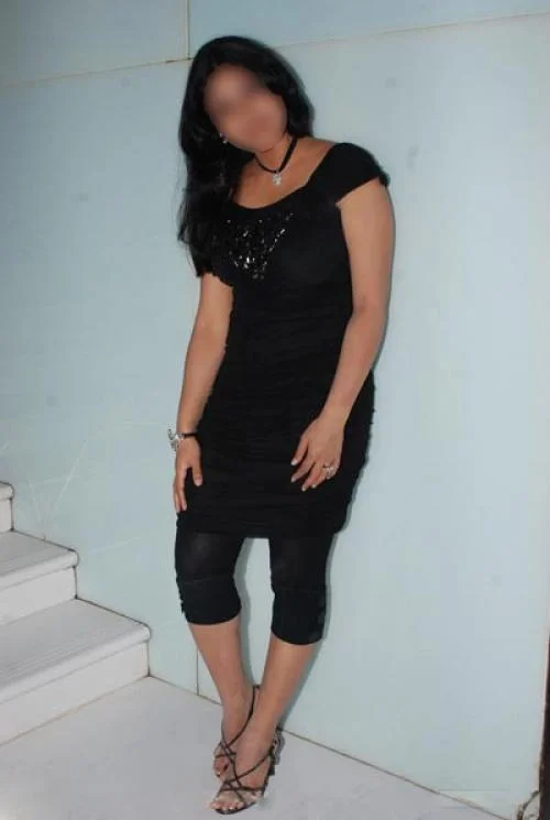 Call Girls Madhyamgram